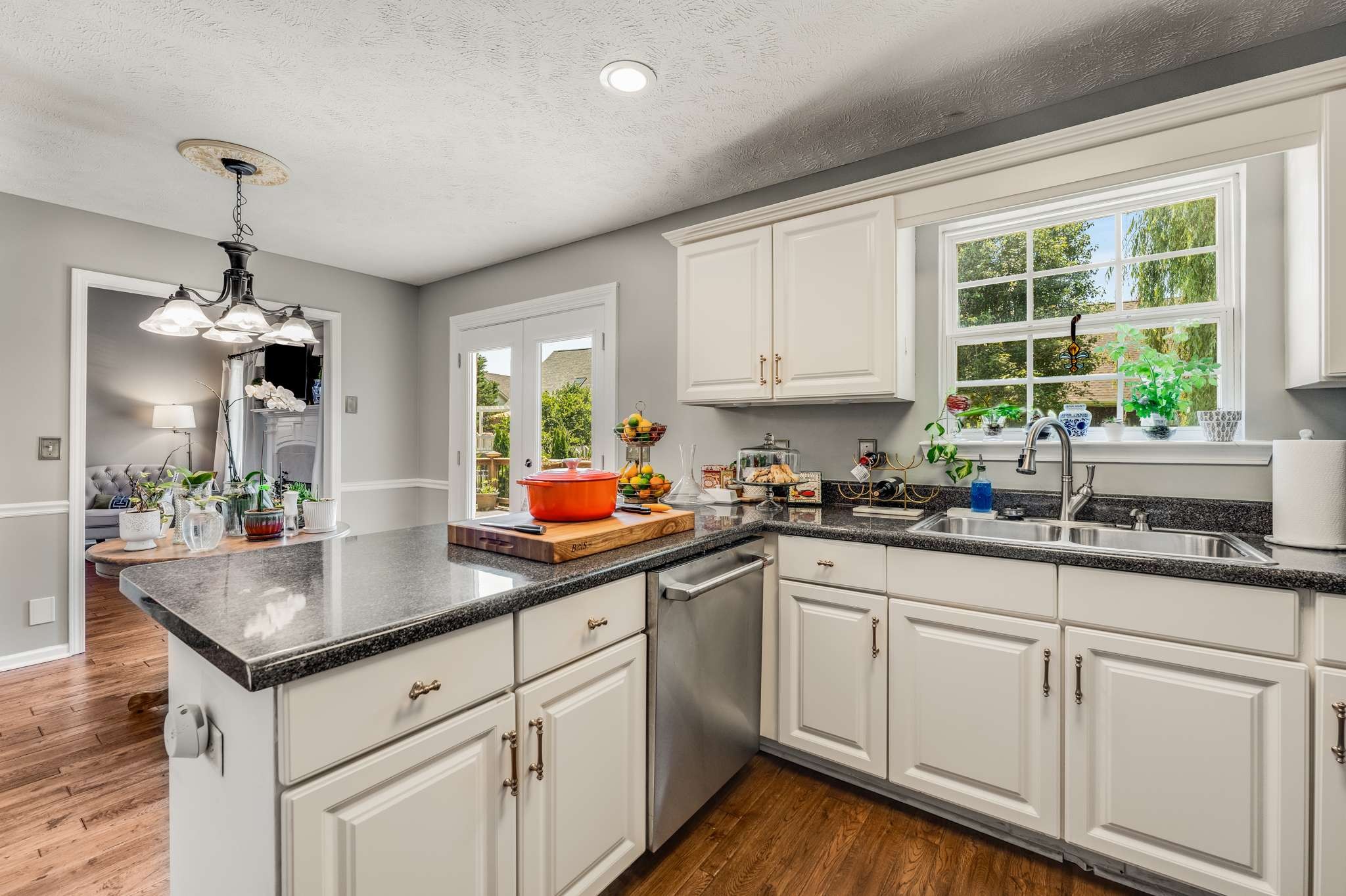 206 Quanah Parker Trl