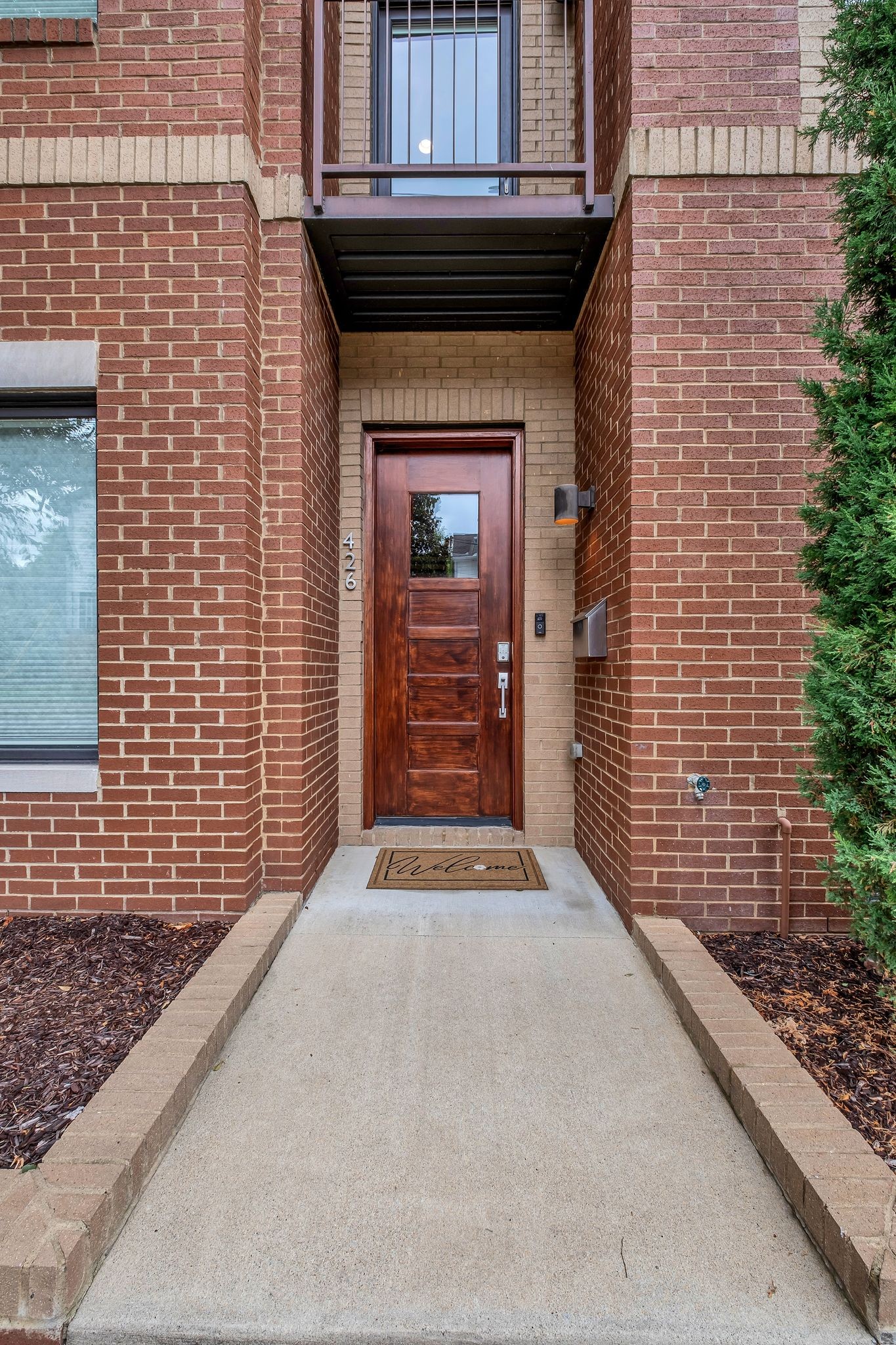 426 Van Buren St