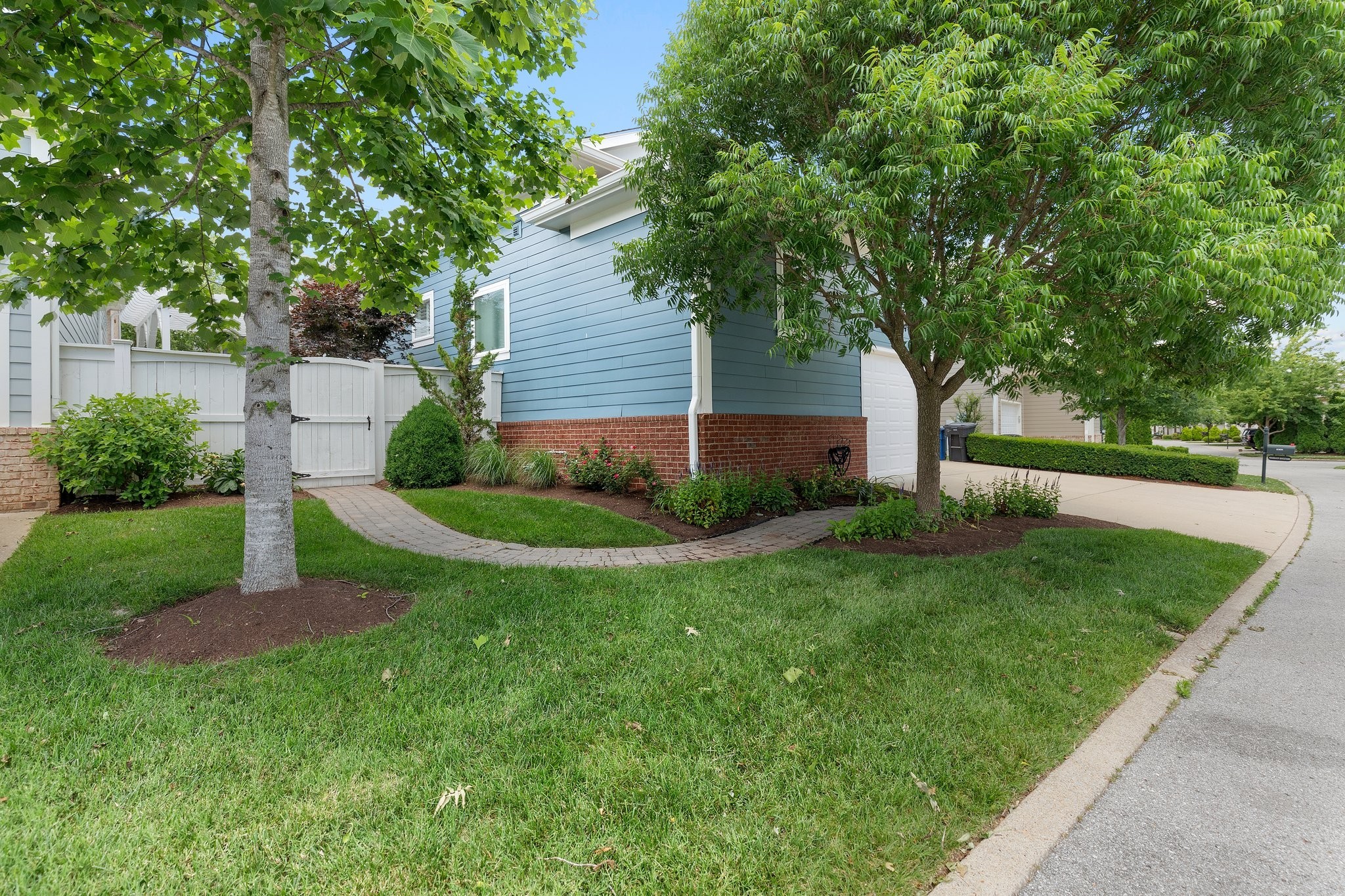 1568 Westhaven Blvd
