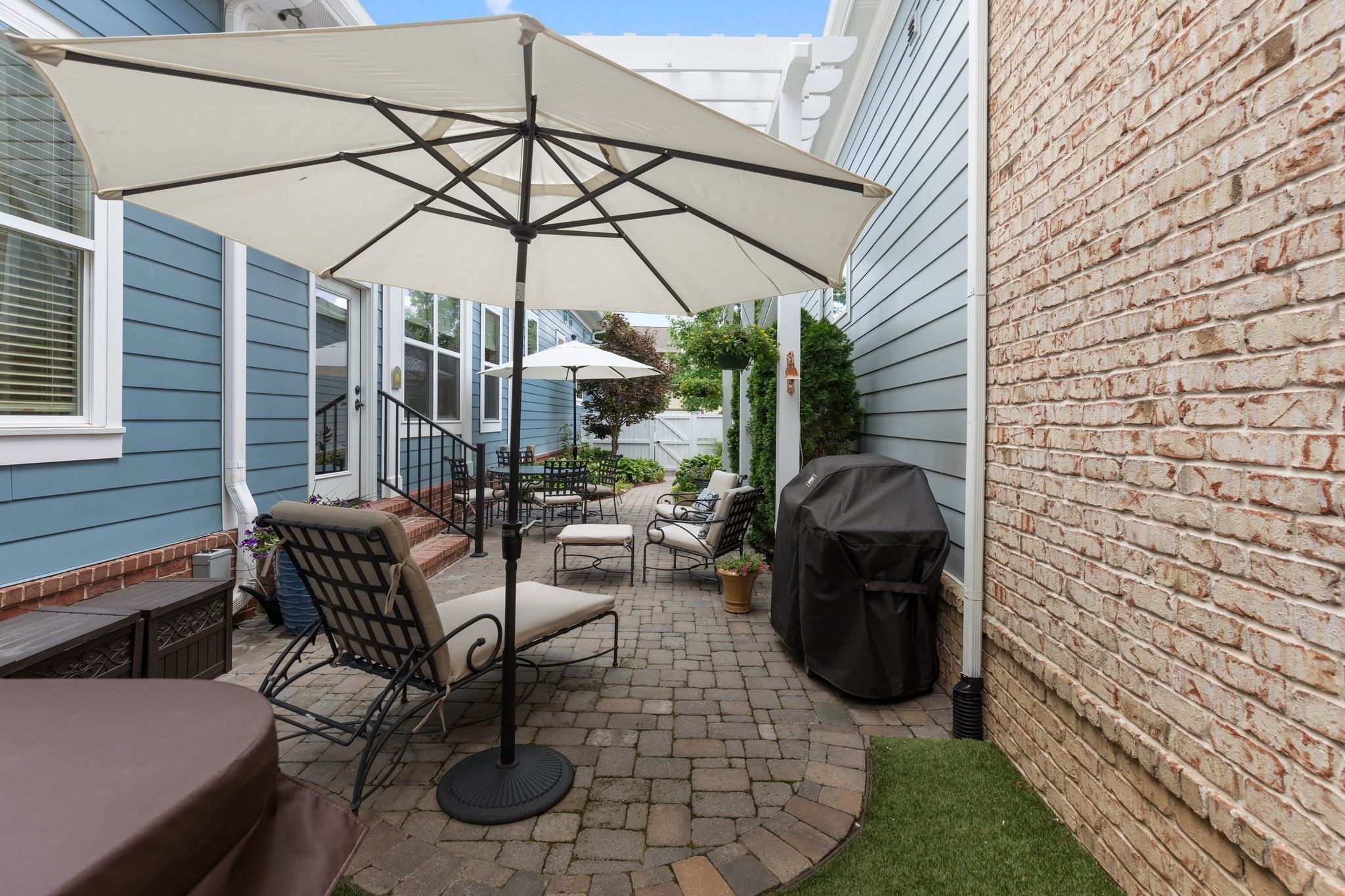 1568 Westhaven Blvd