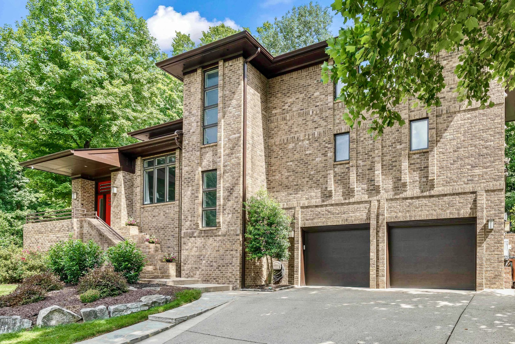 732 Rodney Dr