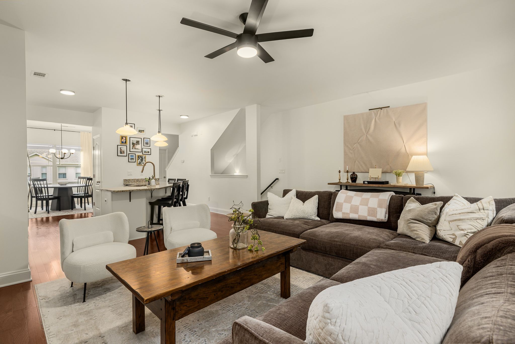 1115 Woodbury Falls Ct