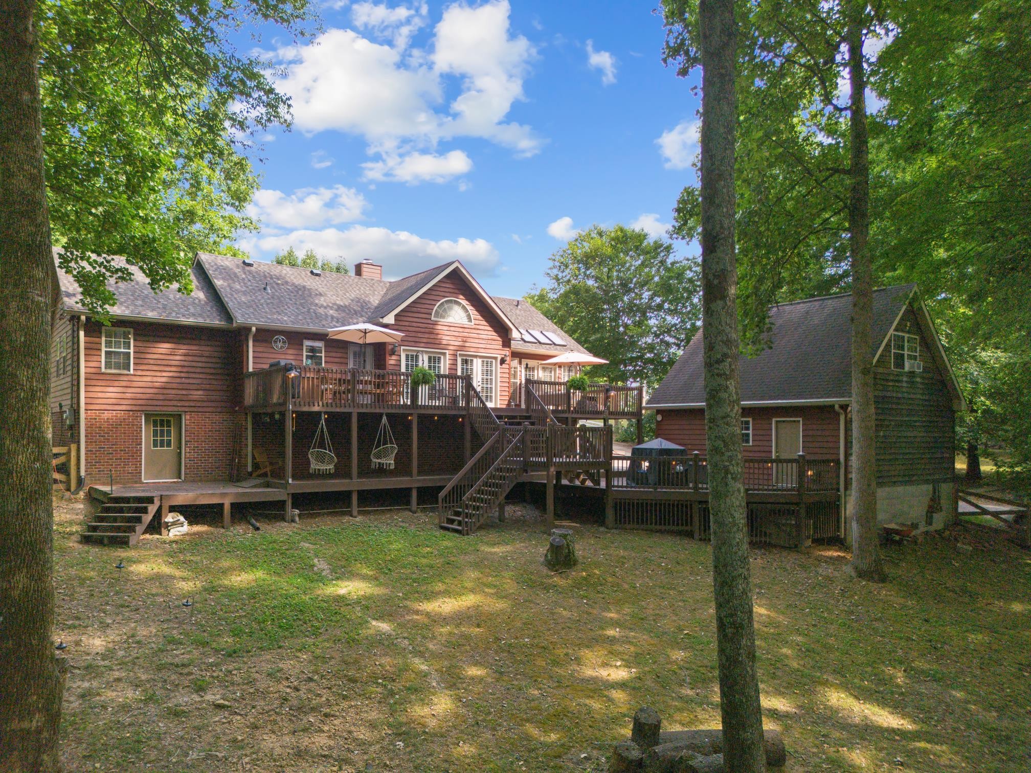 1350 Loann Ave