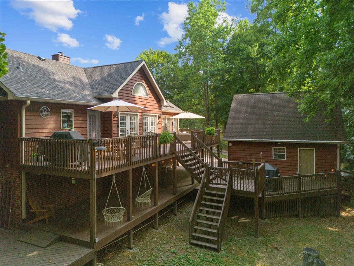 1350 Loann Ave