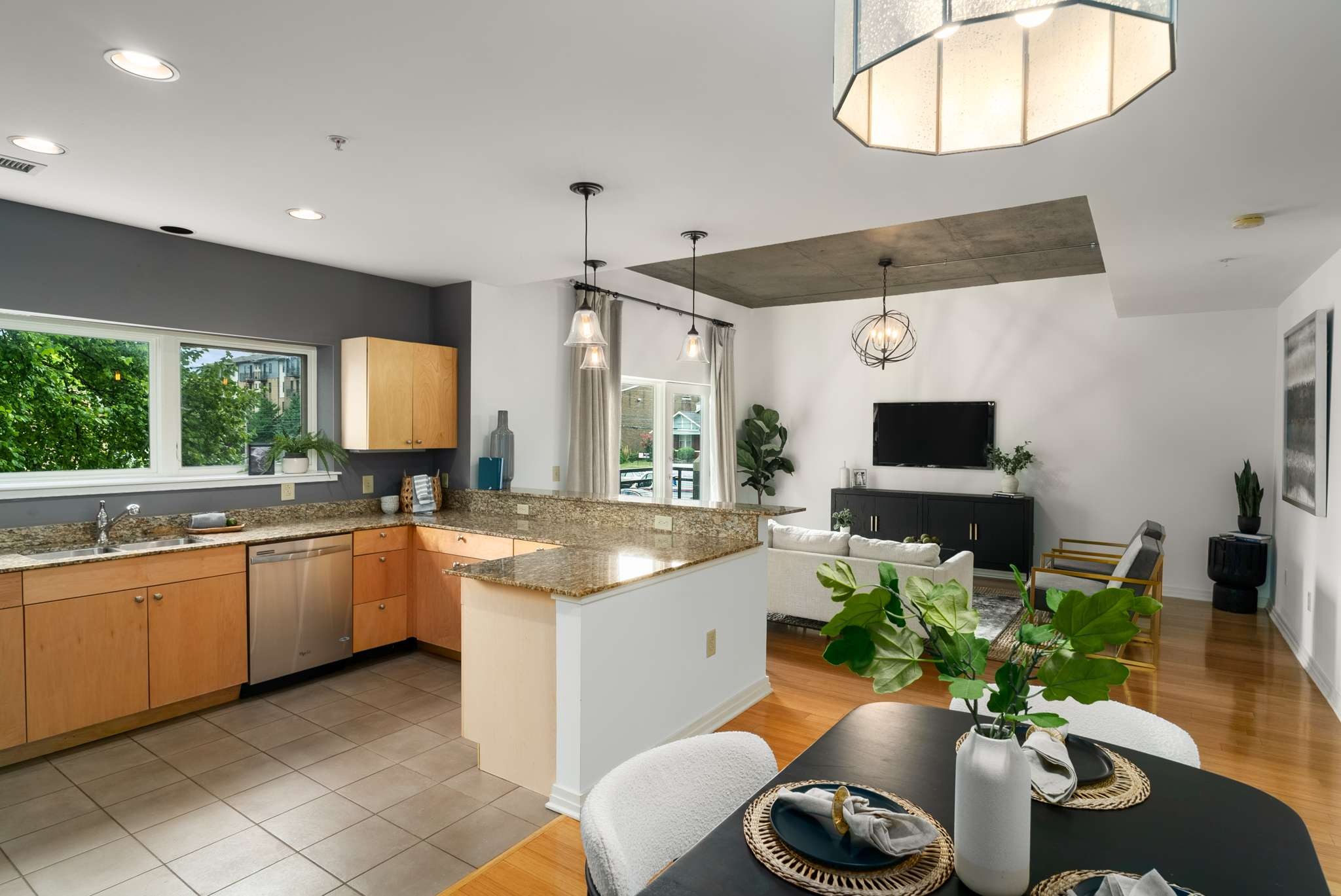 1101 18th Ave, S Unit: 205