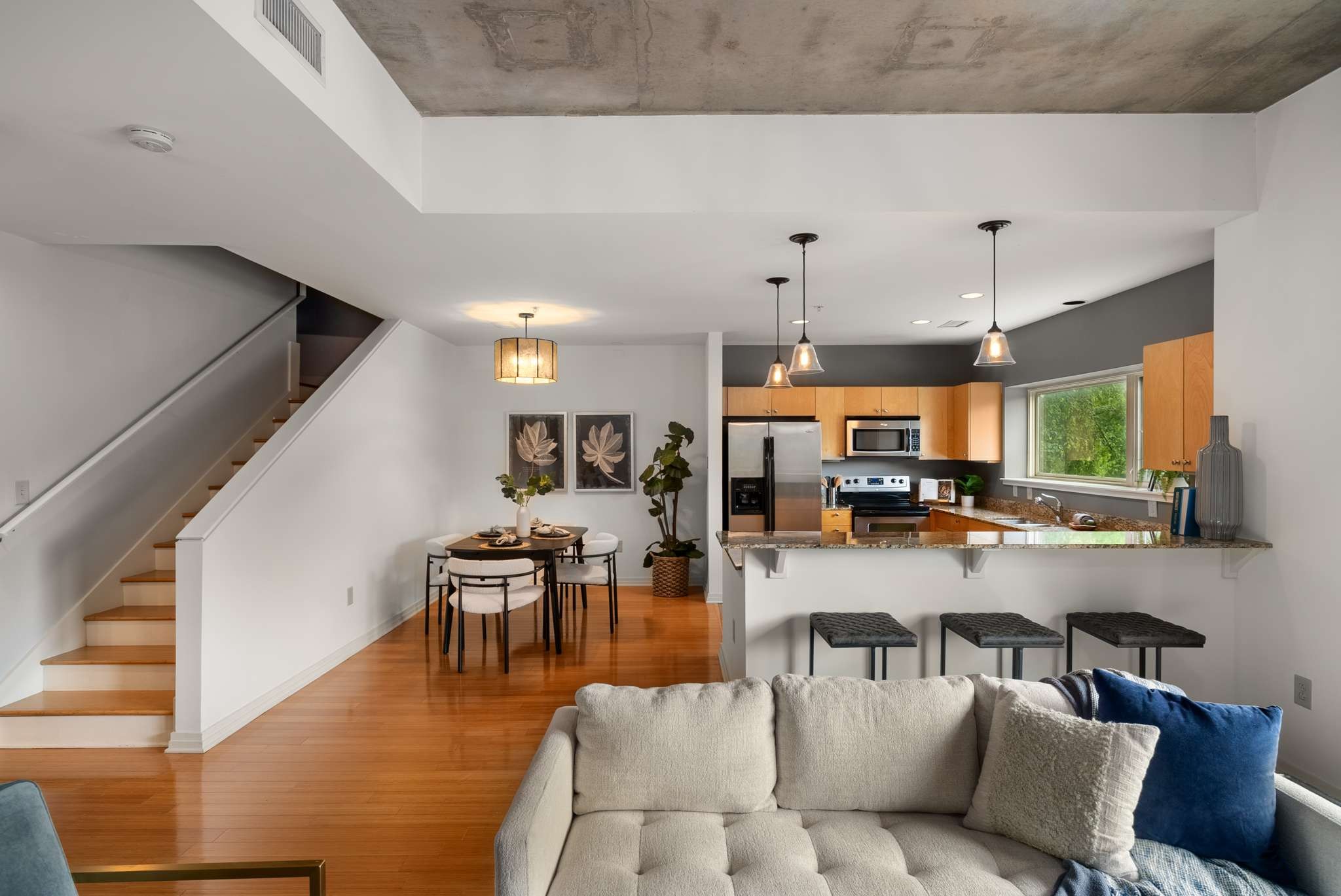 1101 18th Ave, S Unit: 205