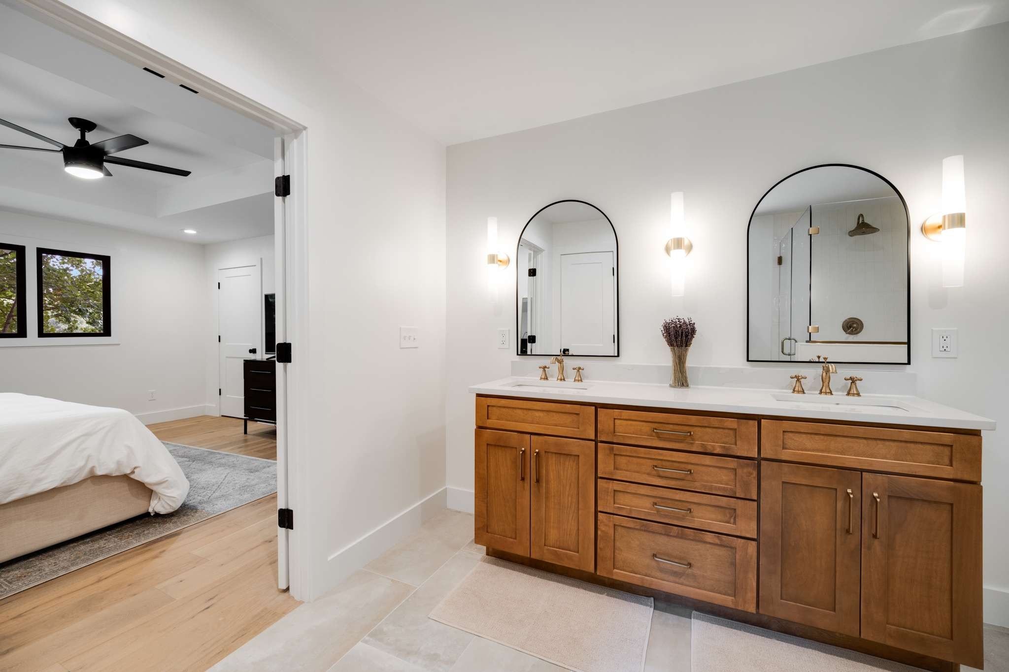 4017 Beverly Hills Dr