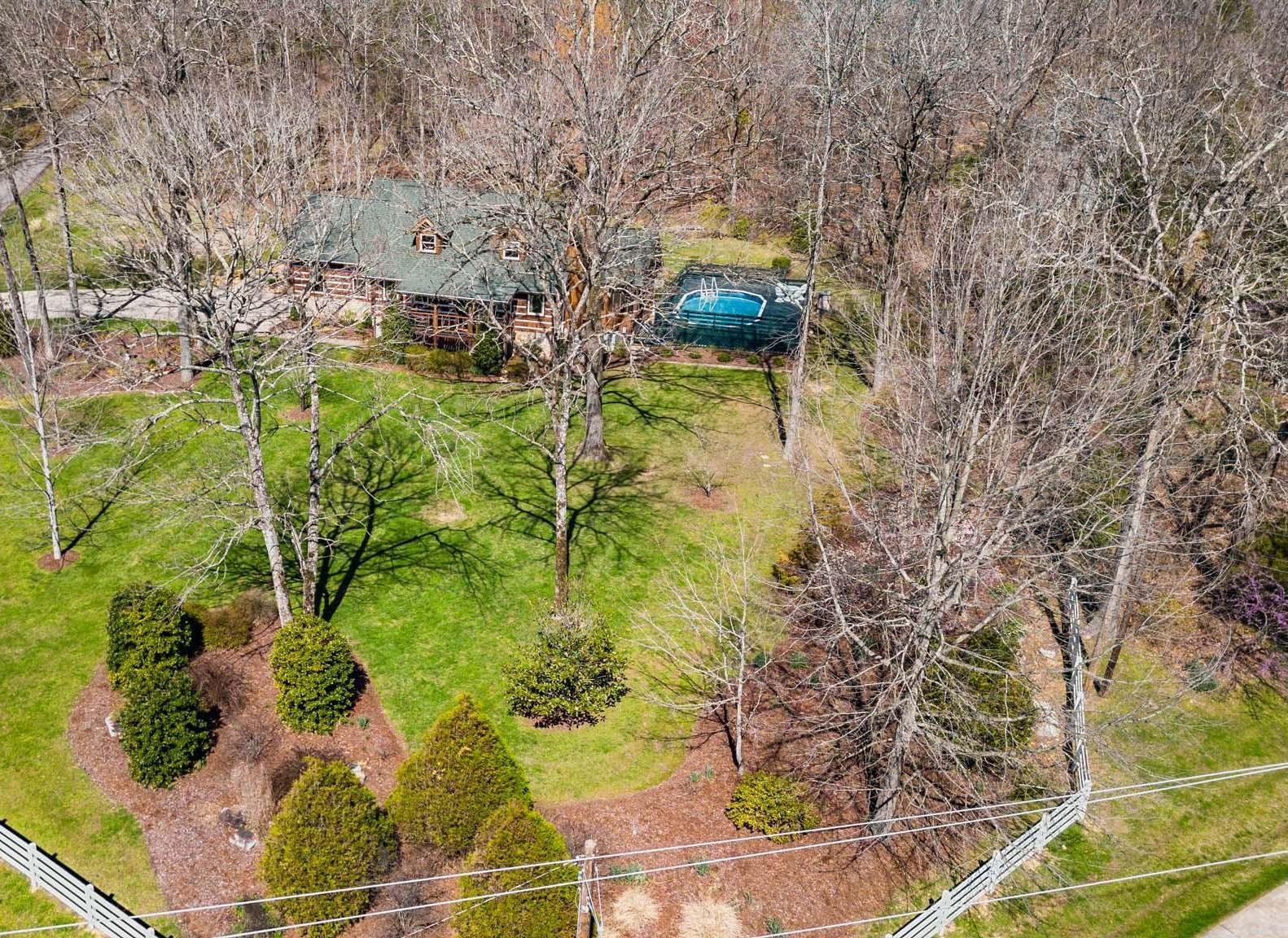 191 Merrylog Ln