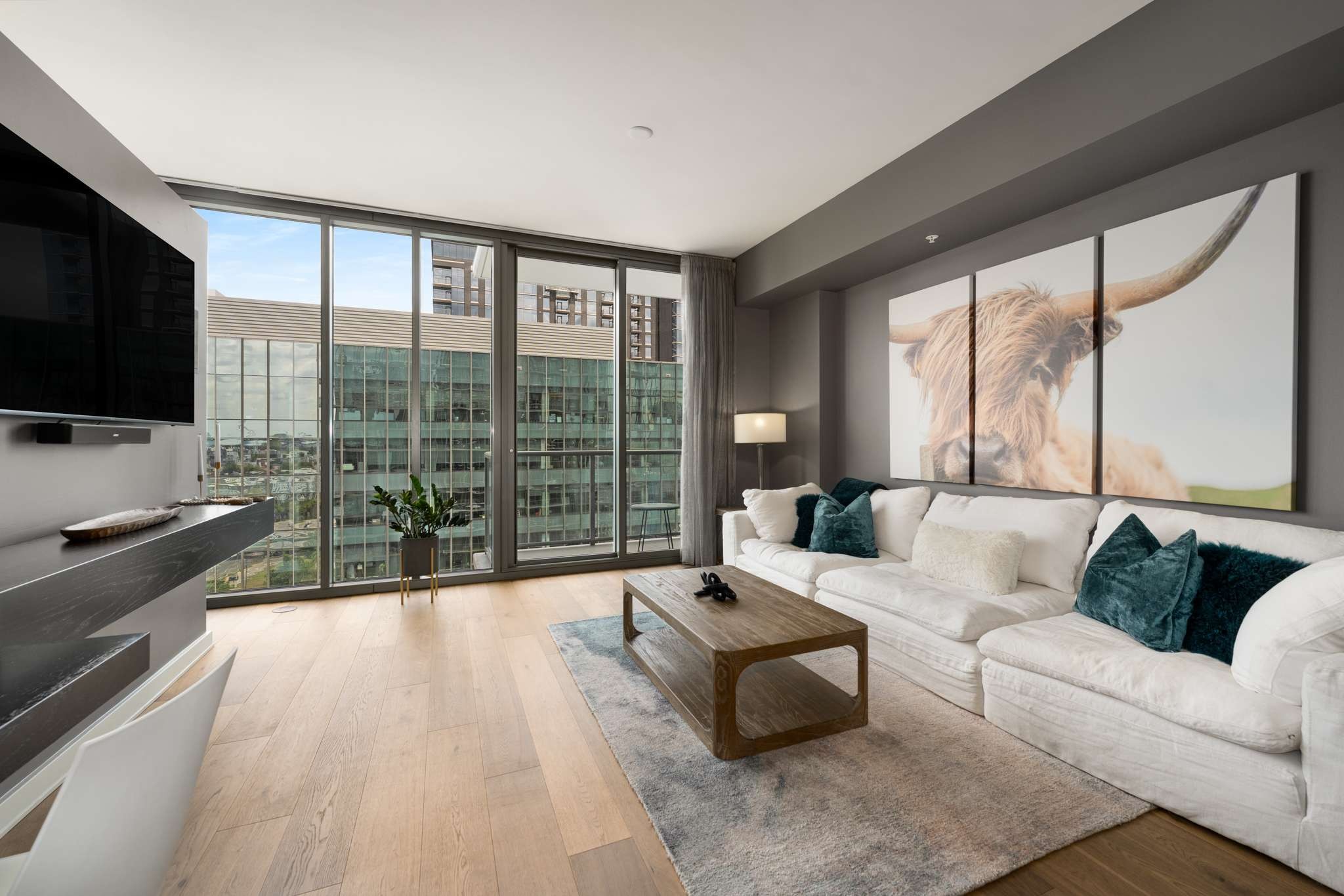 1212 Laurel St Unit: 1614