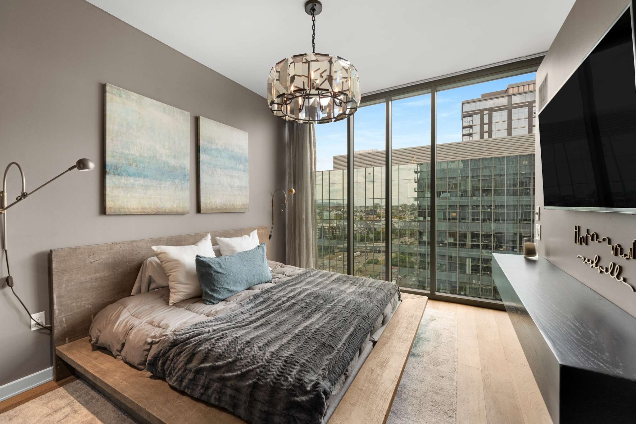 1212 Laurel St Unit: 1614
