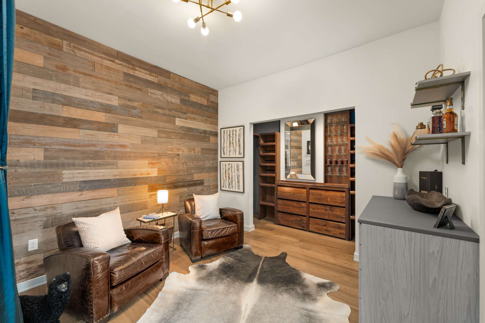1212 Laurel St Unit: 1614