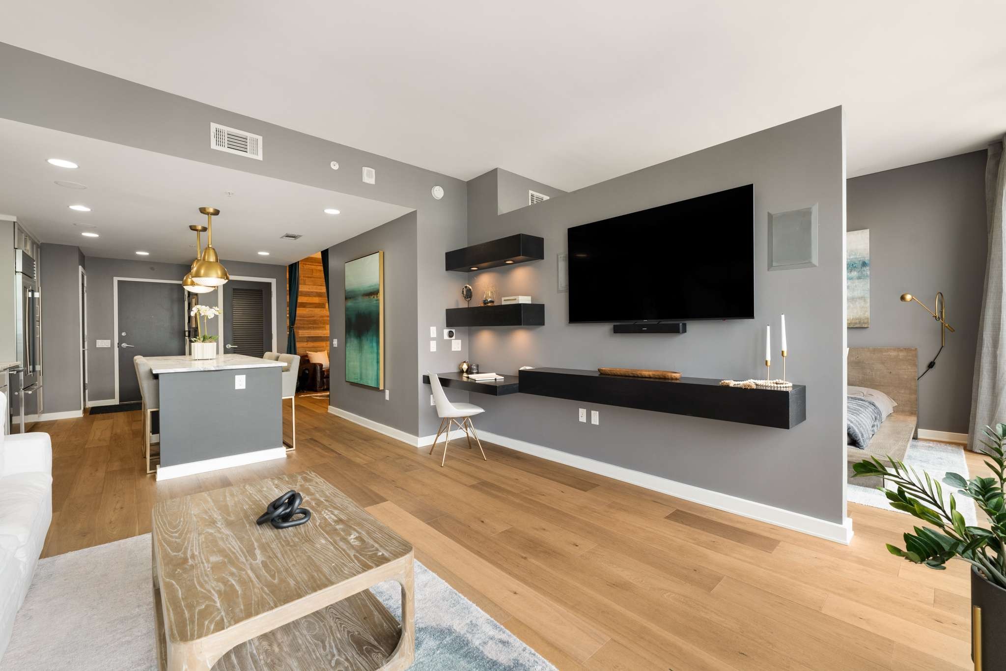 1212 Laurel St Unit: 1614