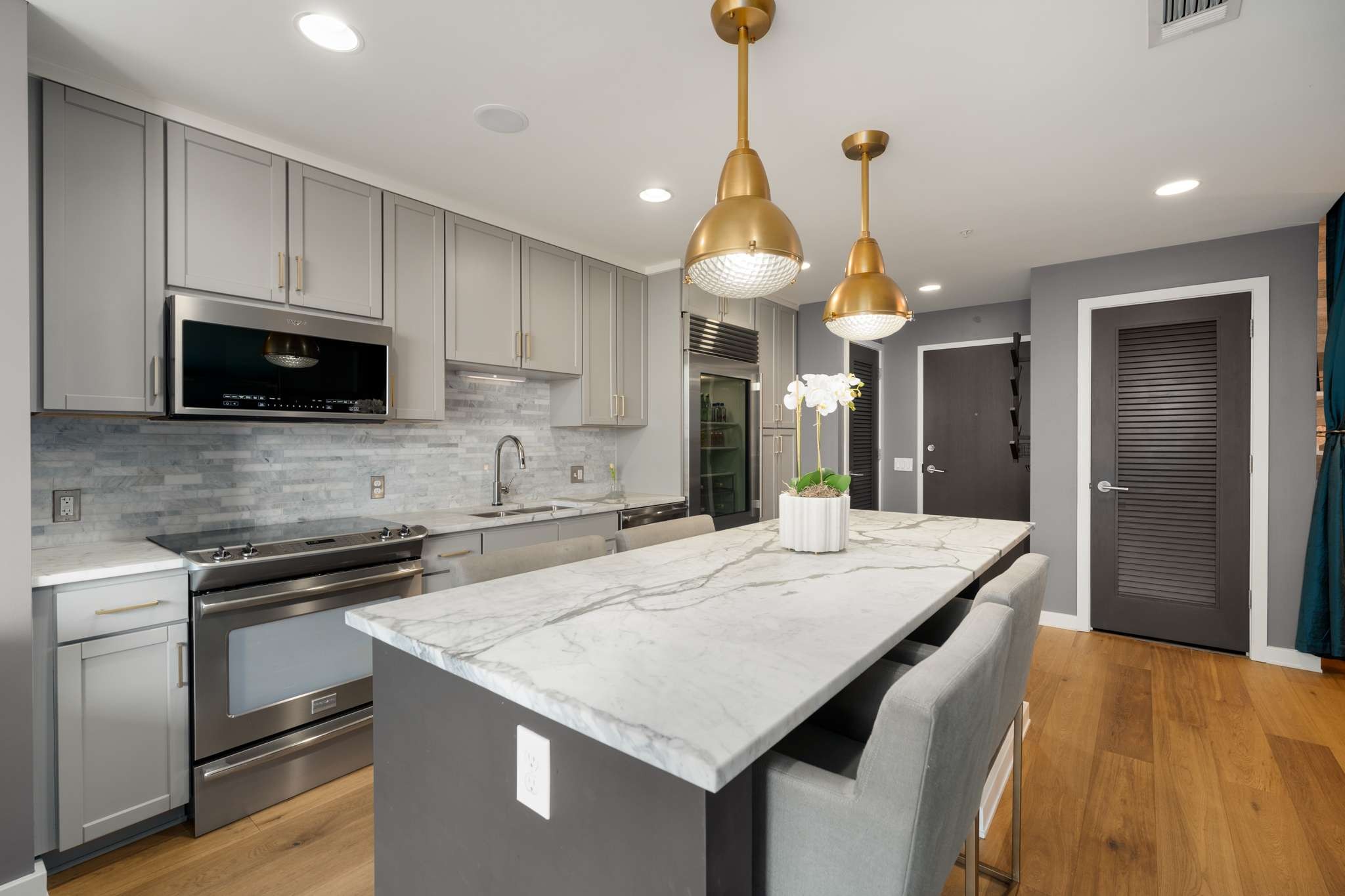 1212 Laurel St Unit: 1614