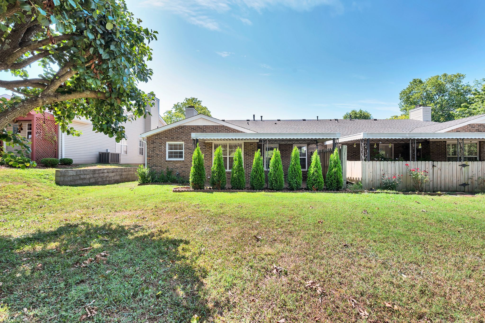 103 Newsom Green