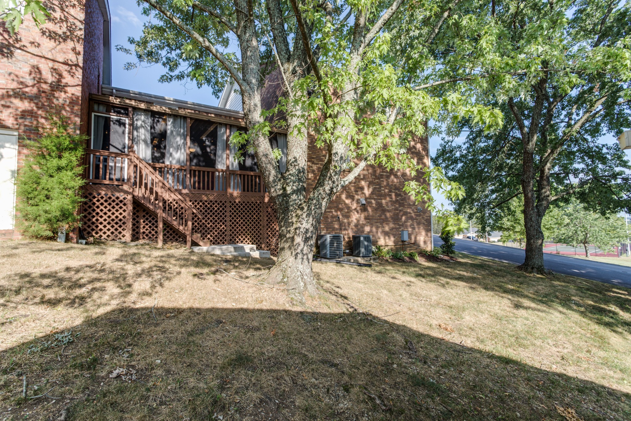 1621 Old Fowlkes Dr