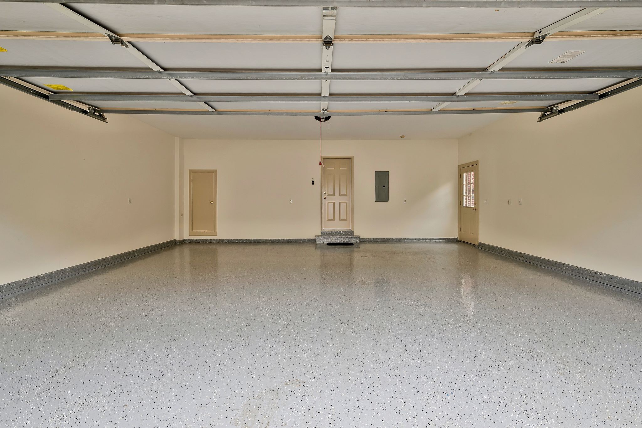 905 Bowring Park