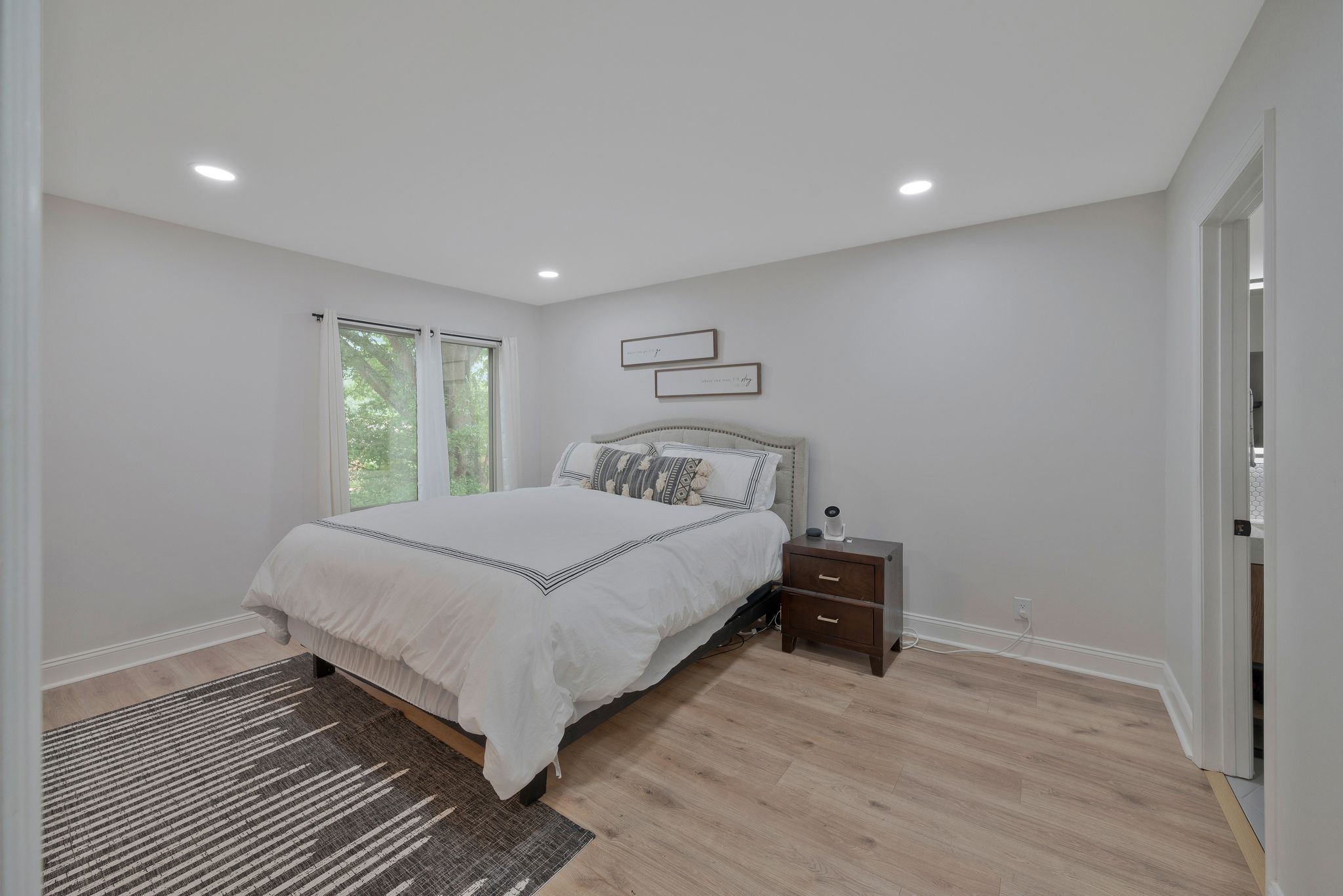 6955 Highland Park Dr