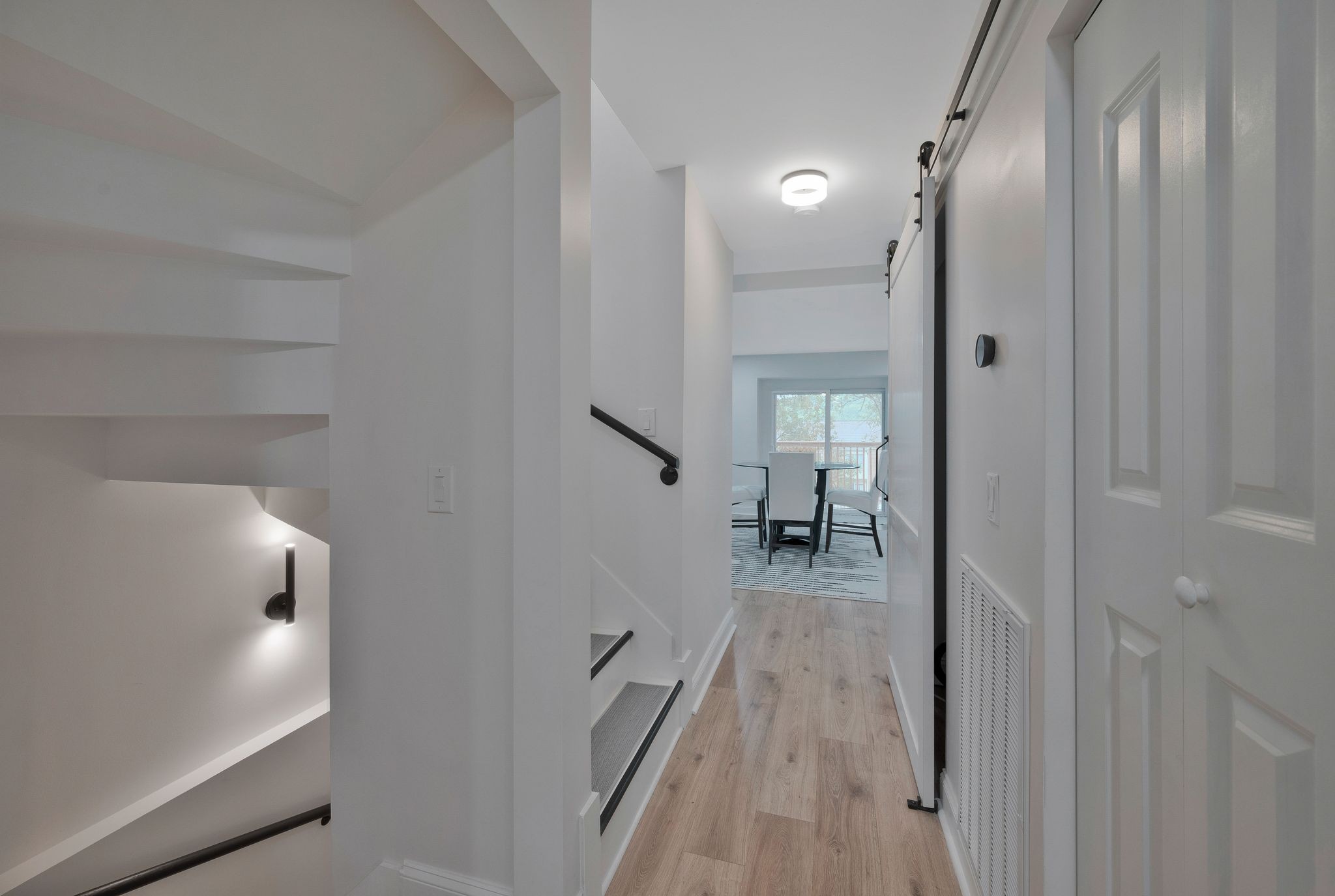 6955 Highland Park Dr