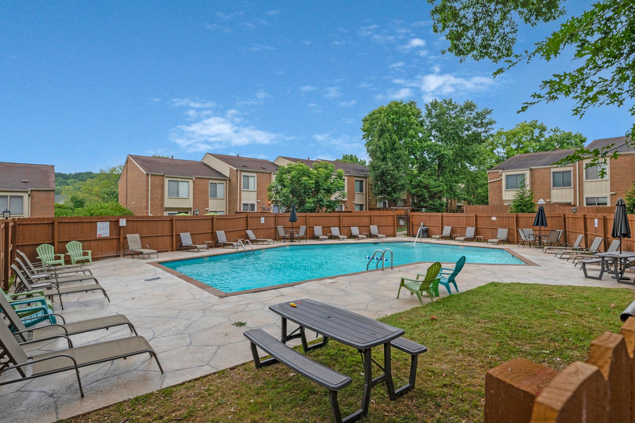 6955 Highland Park Dr
