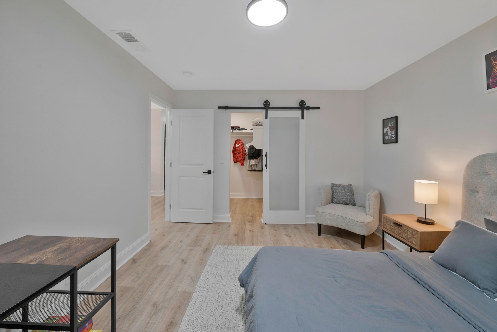 6955 Highland Park Dr