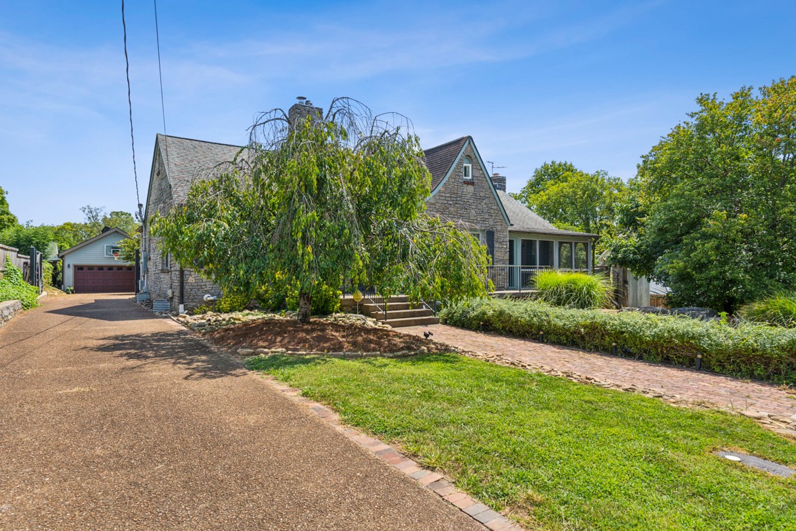 1431 McAlpine Ave