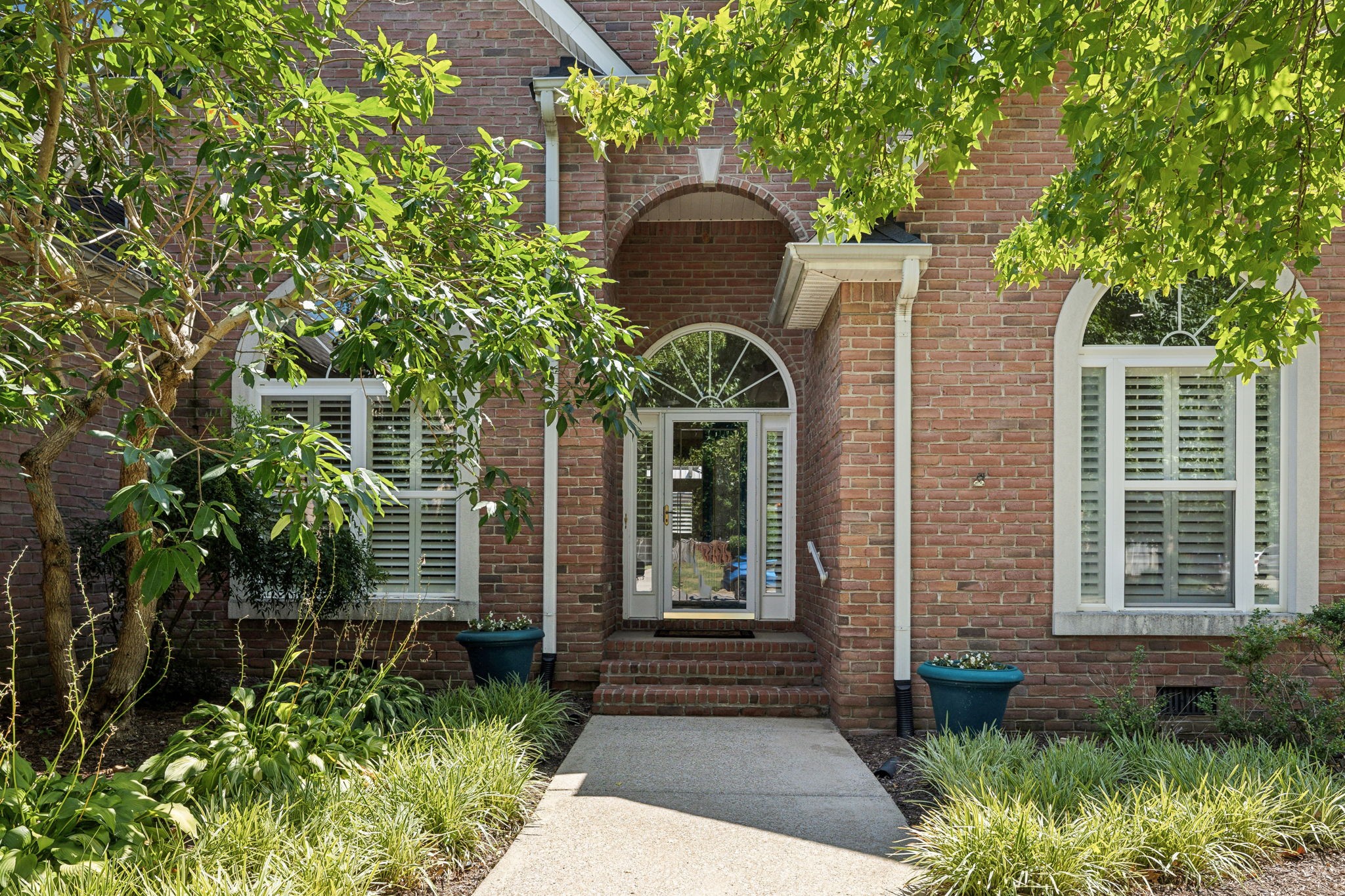 215 Innsbrooke Blvd