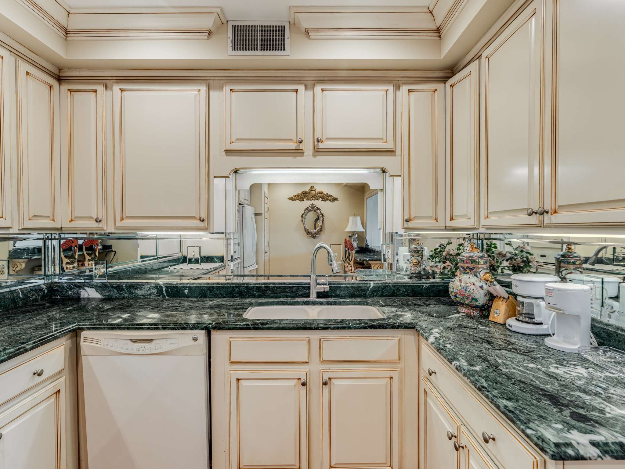 4215 Harding Pike Unit: 602