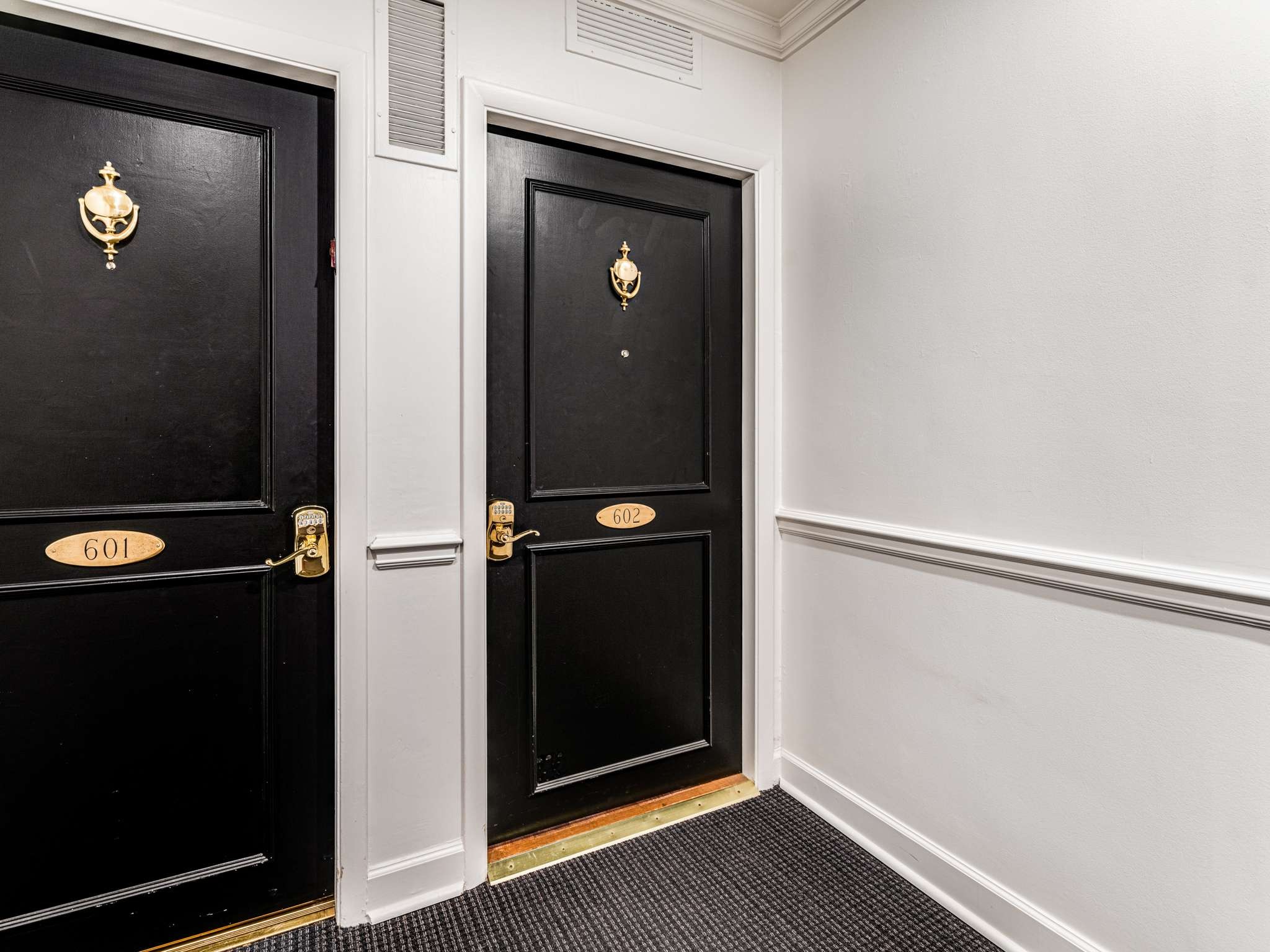 4215 Harding Pike Unit: 602