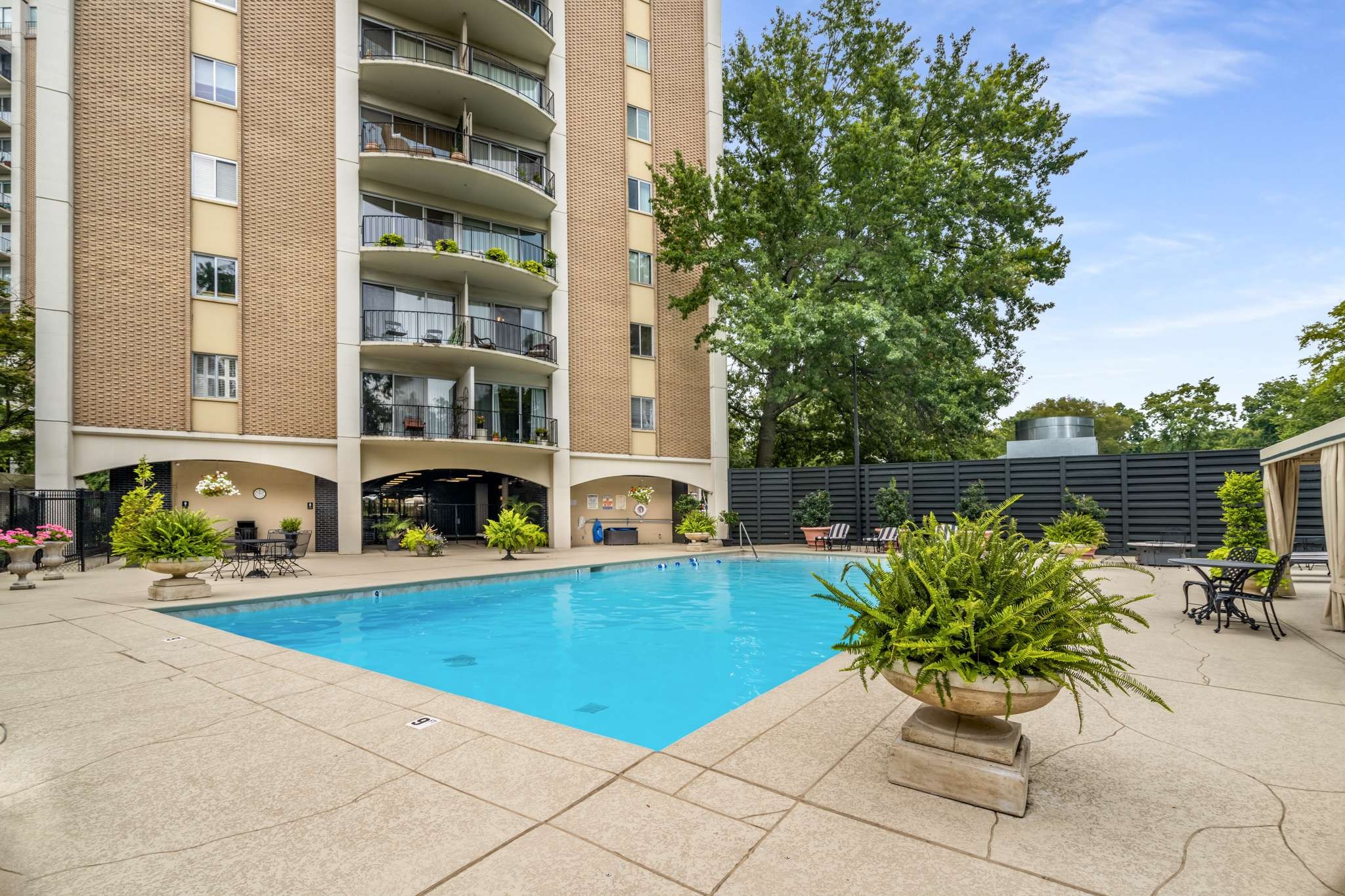 4215 Harding Pike Unit: 602