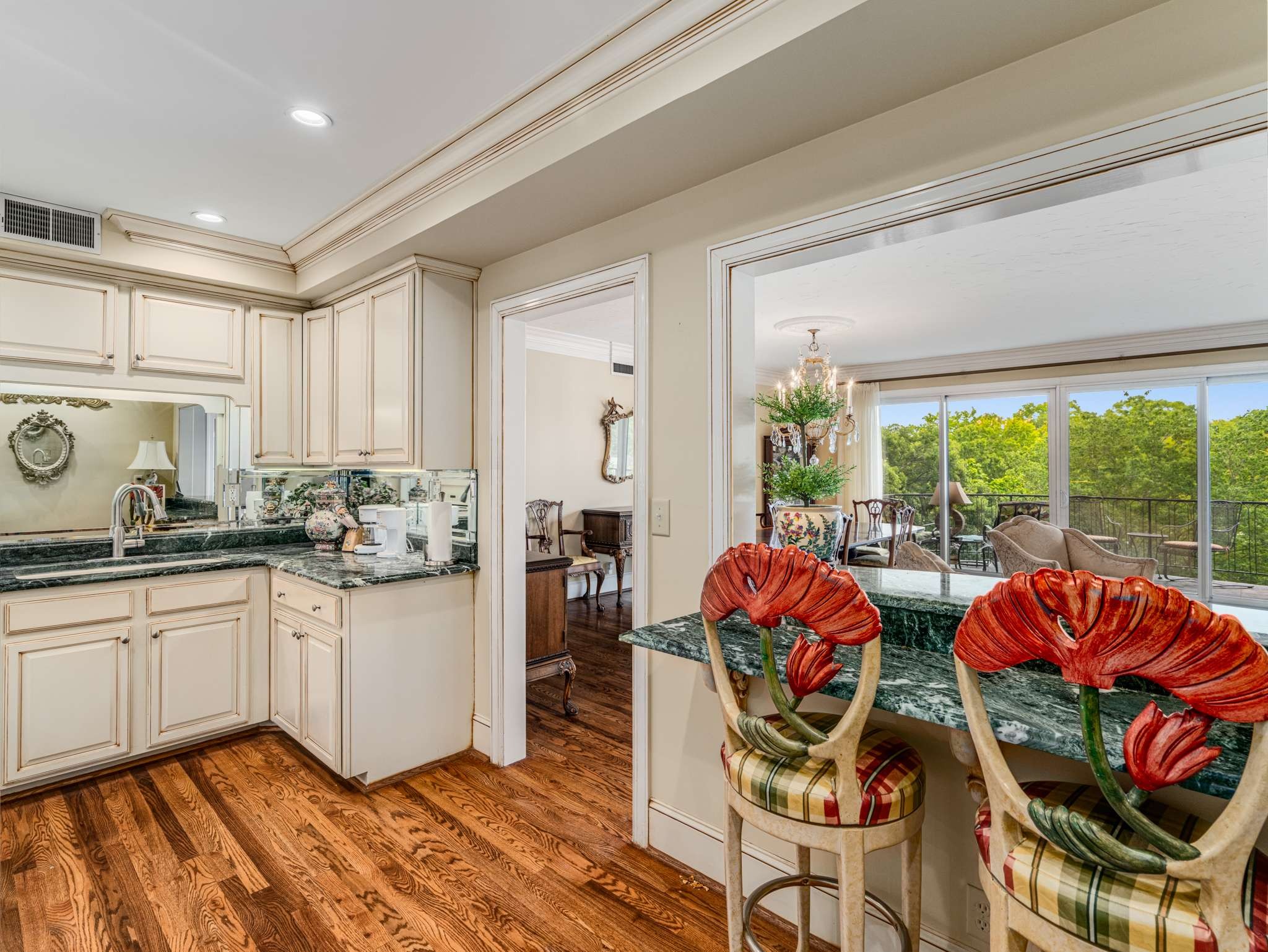 4215 Harding Pike Unit: 602