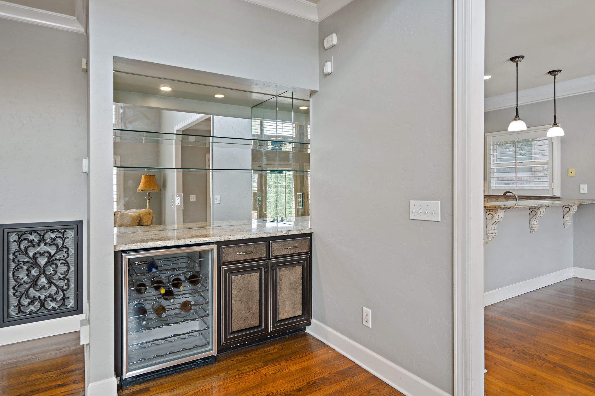 314 Whitworth Way