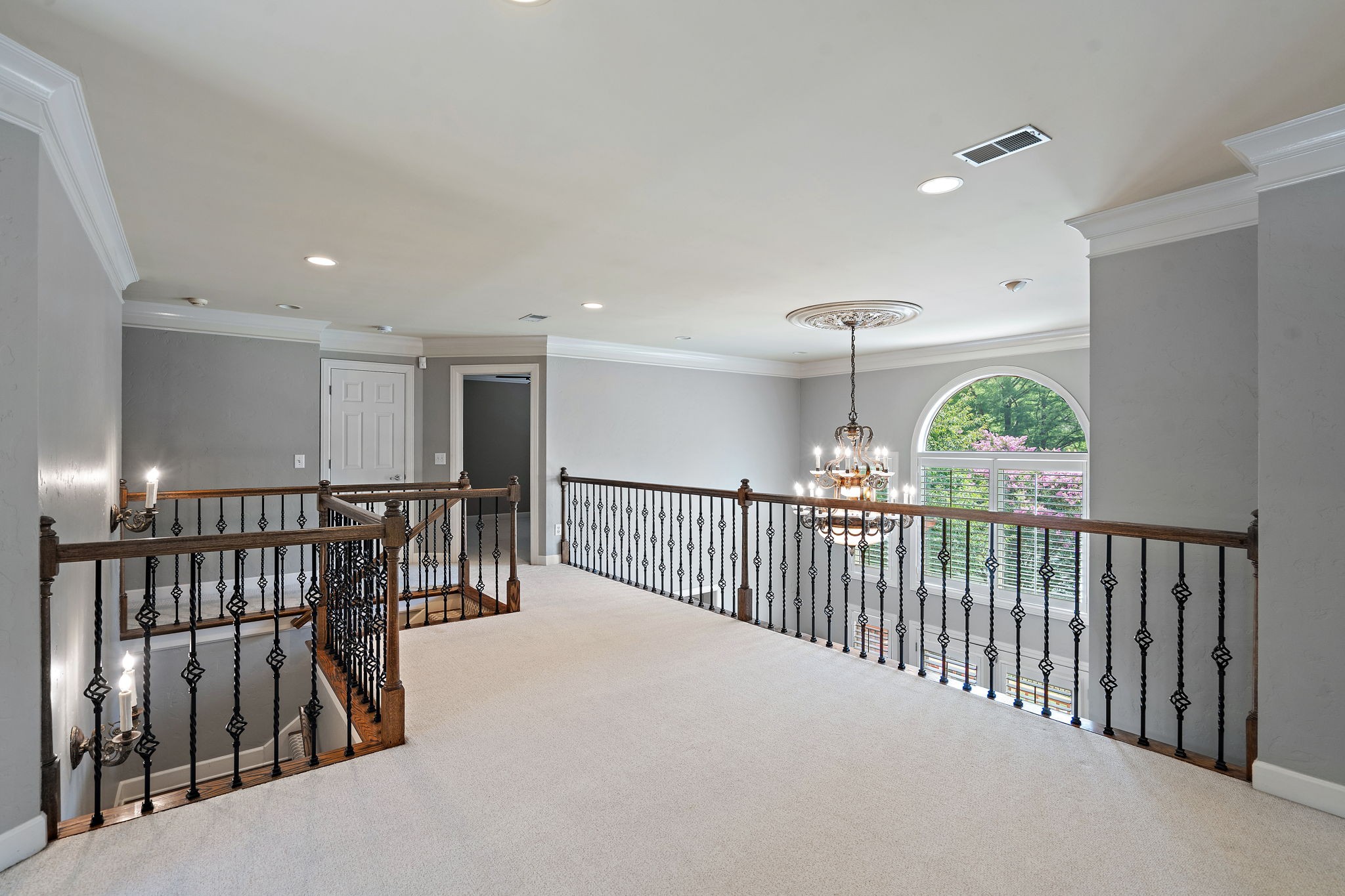 314 Whitworth Way