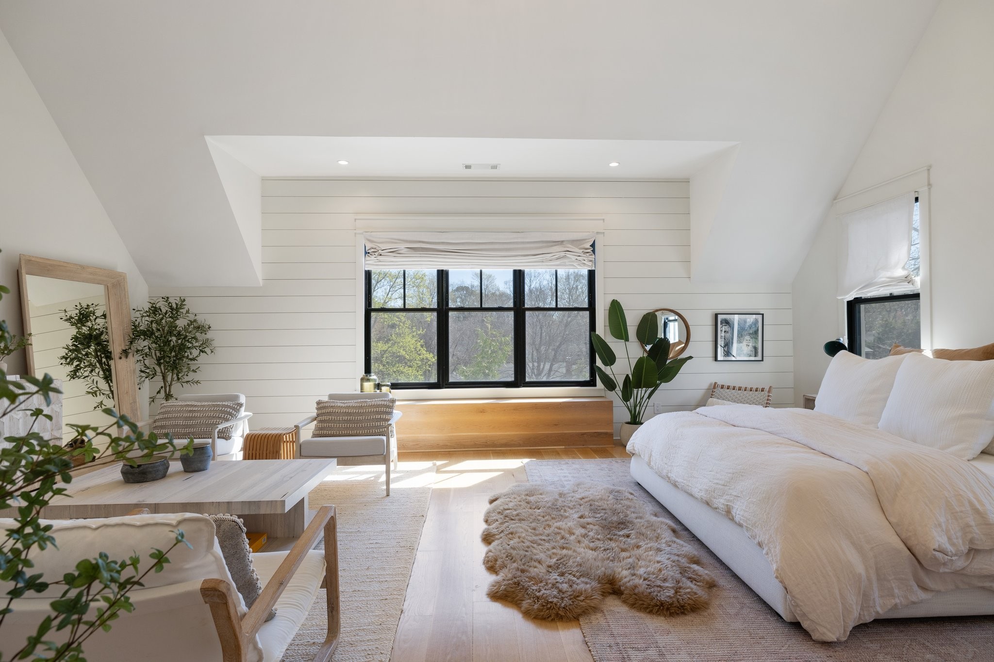 4119 Albert Dr