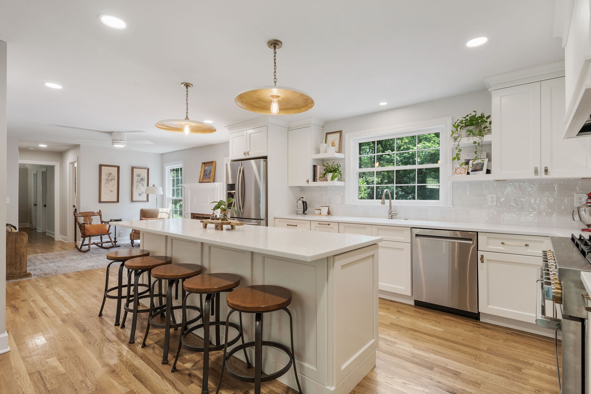 2015 Cedarmont Dr