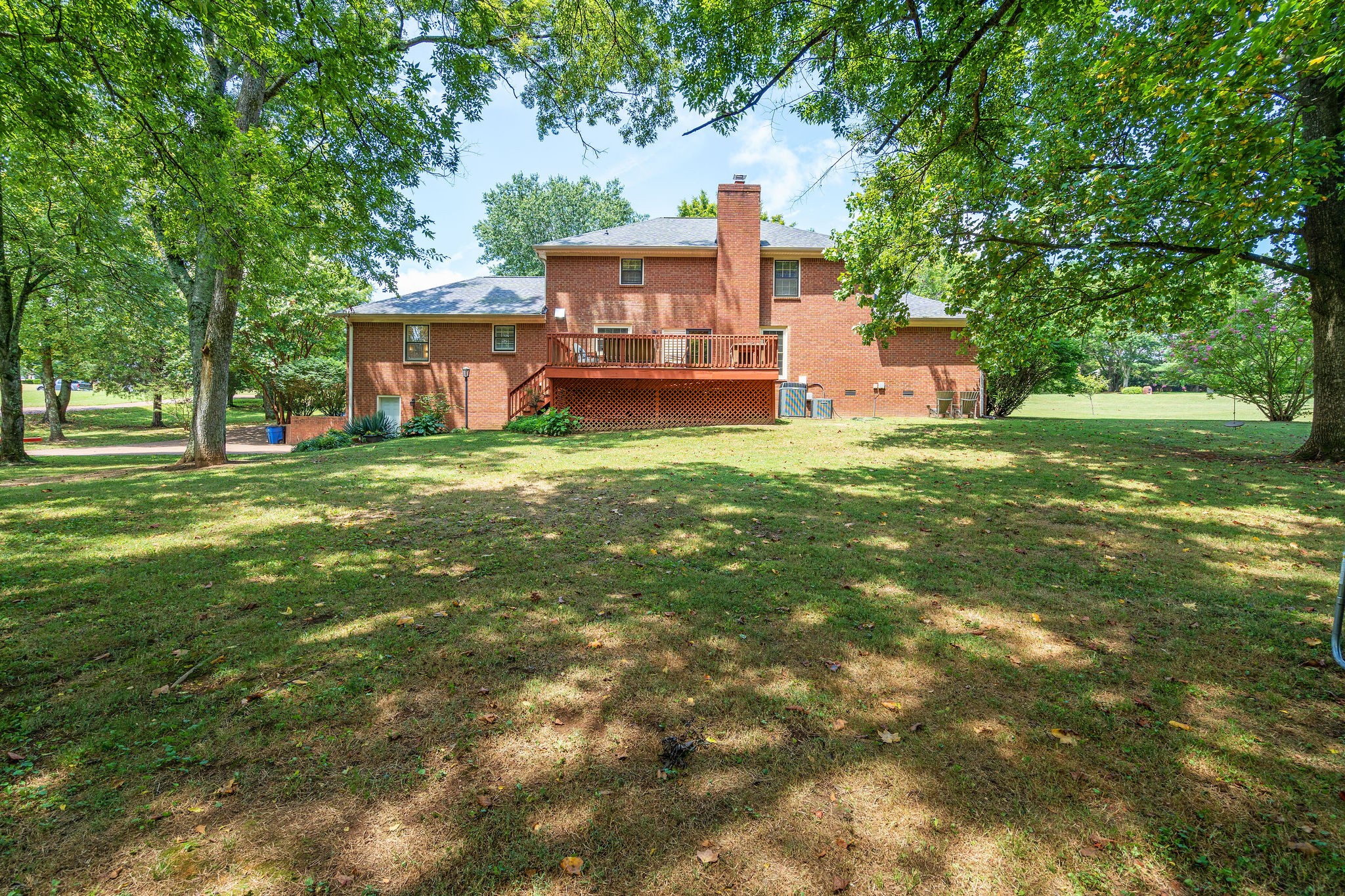 2015 Cedarmont Dr