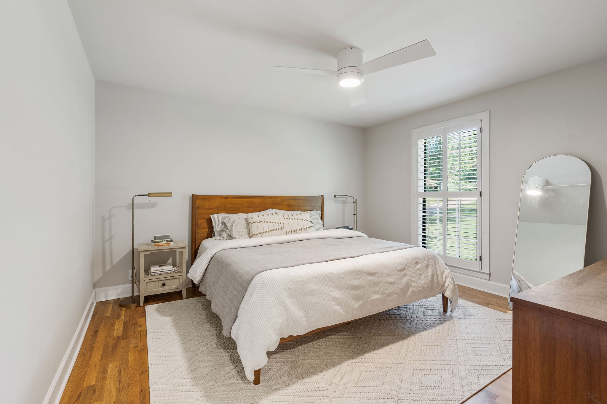 2015 Cedarmont Dr