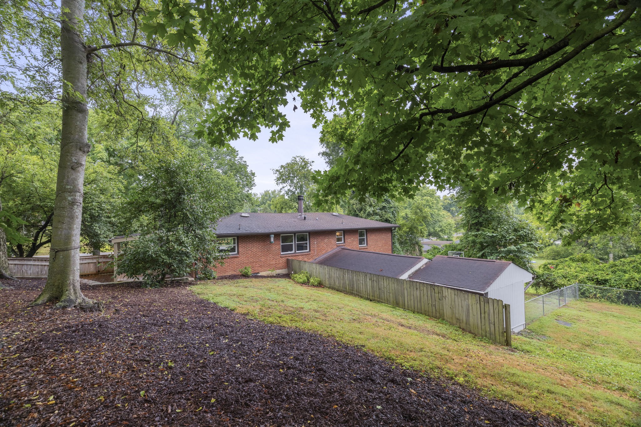 4956 Darlington Dr