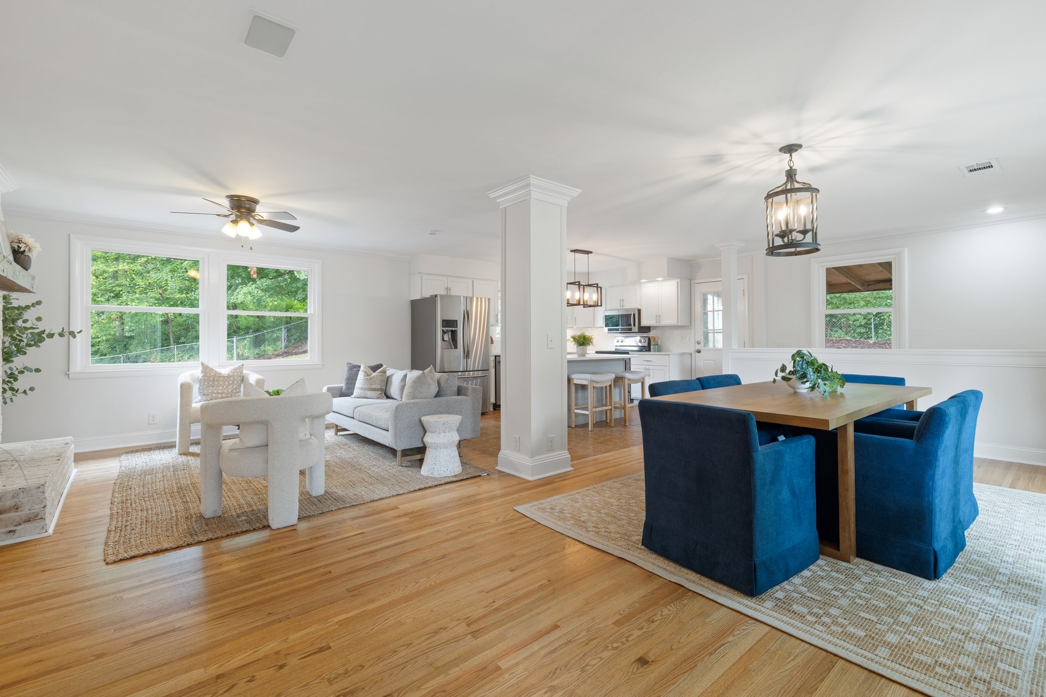 4956 Darlington Dr