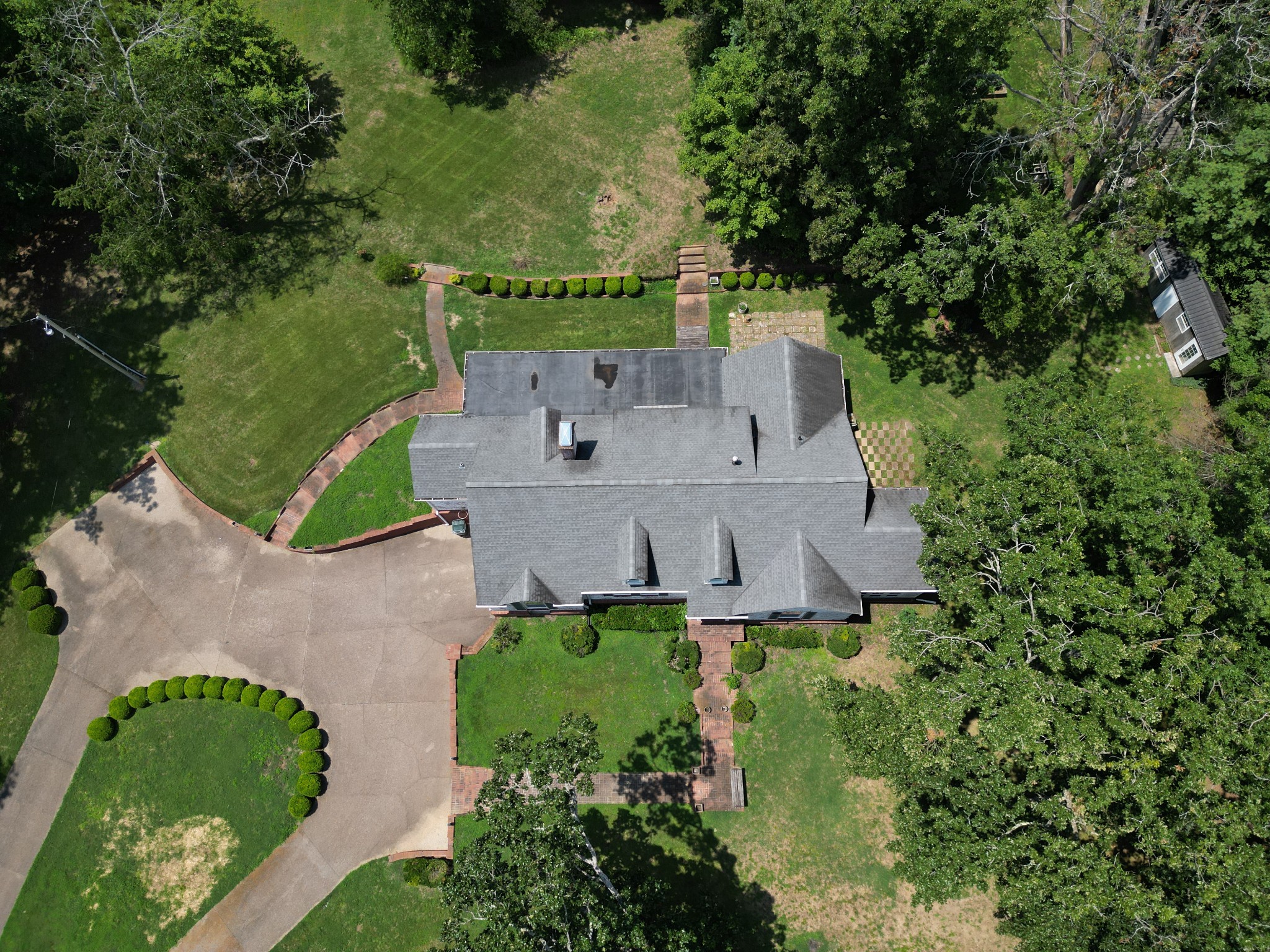 104 Oak Dr