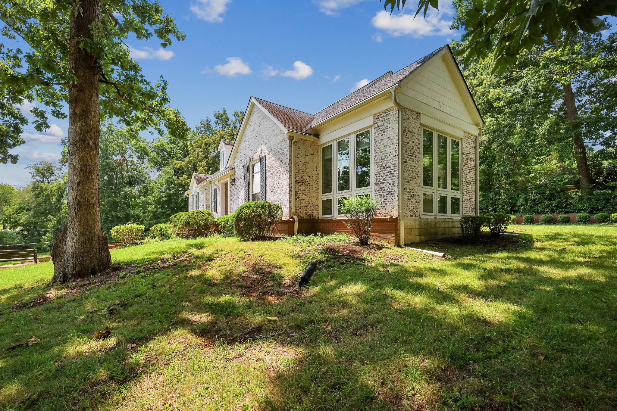 104 Oak Dr