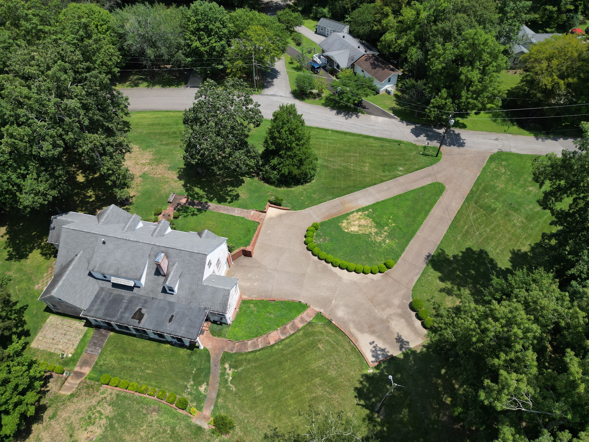 104 Oak Dr