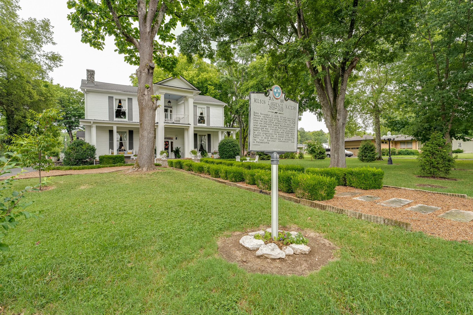 201 Waters Ave