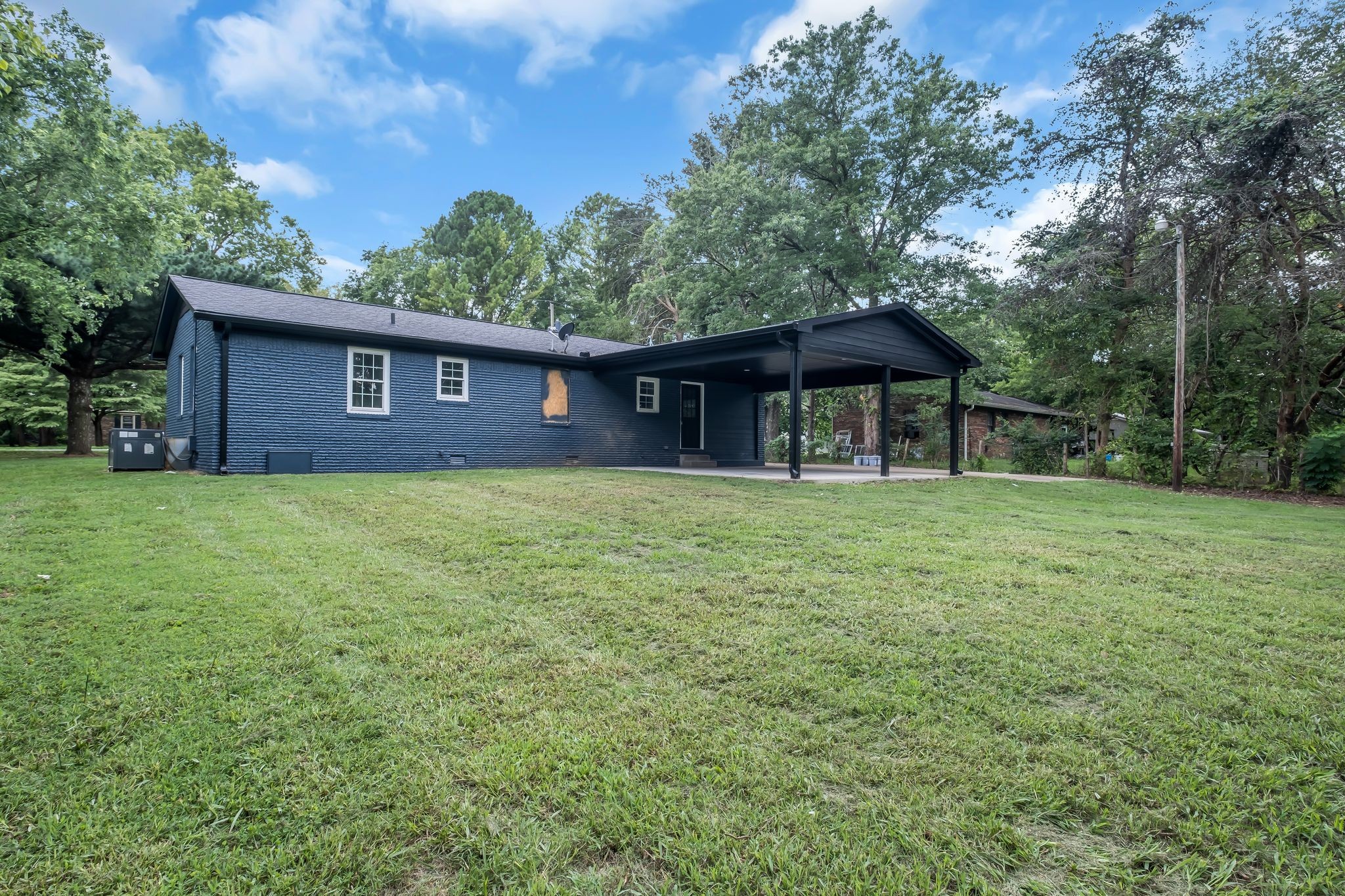 124 Napier Dr