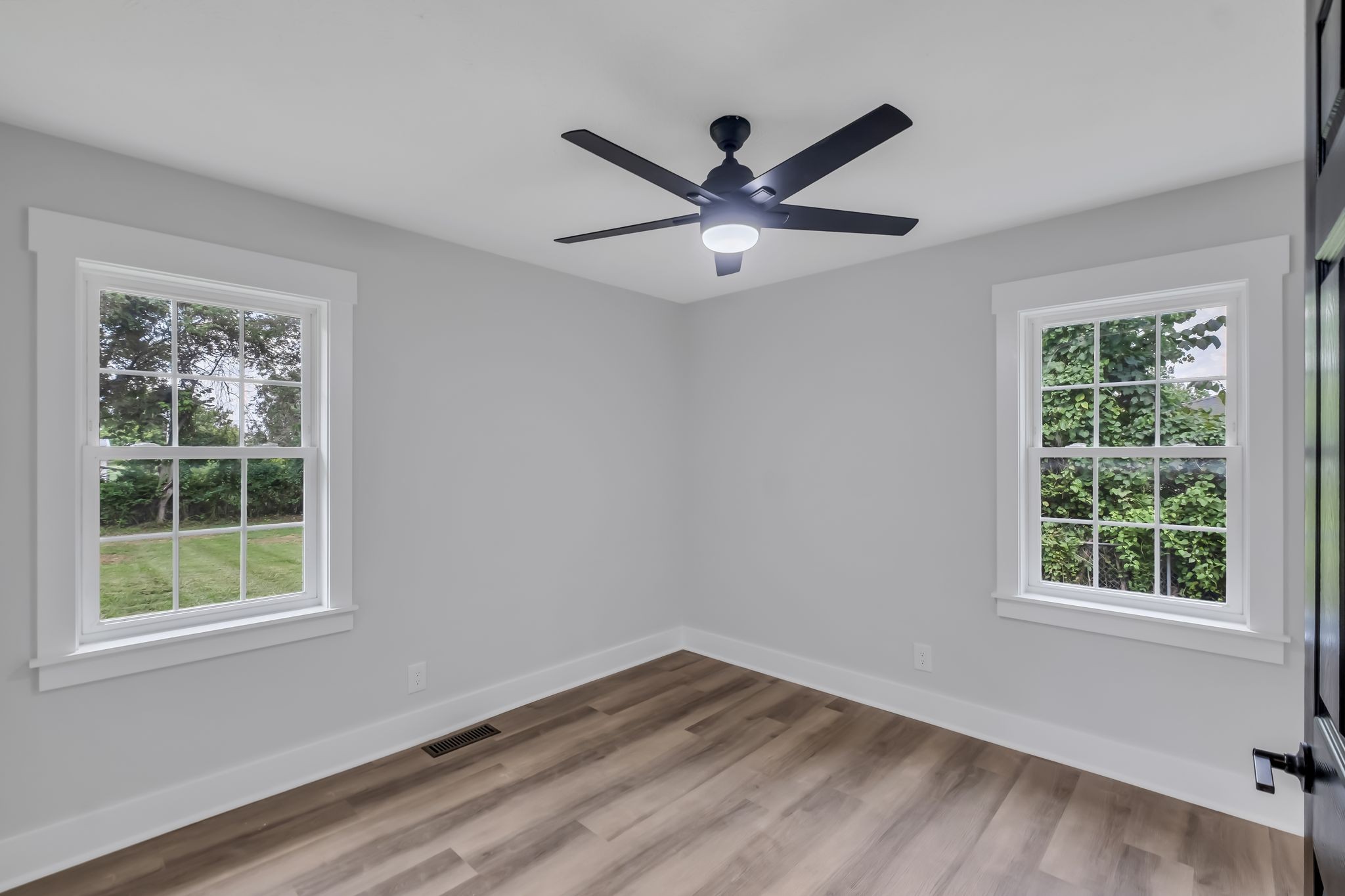 124 Napier Dr