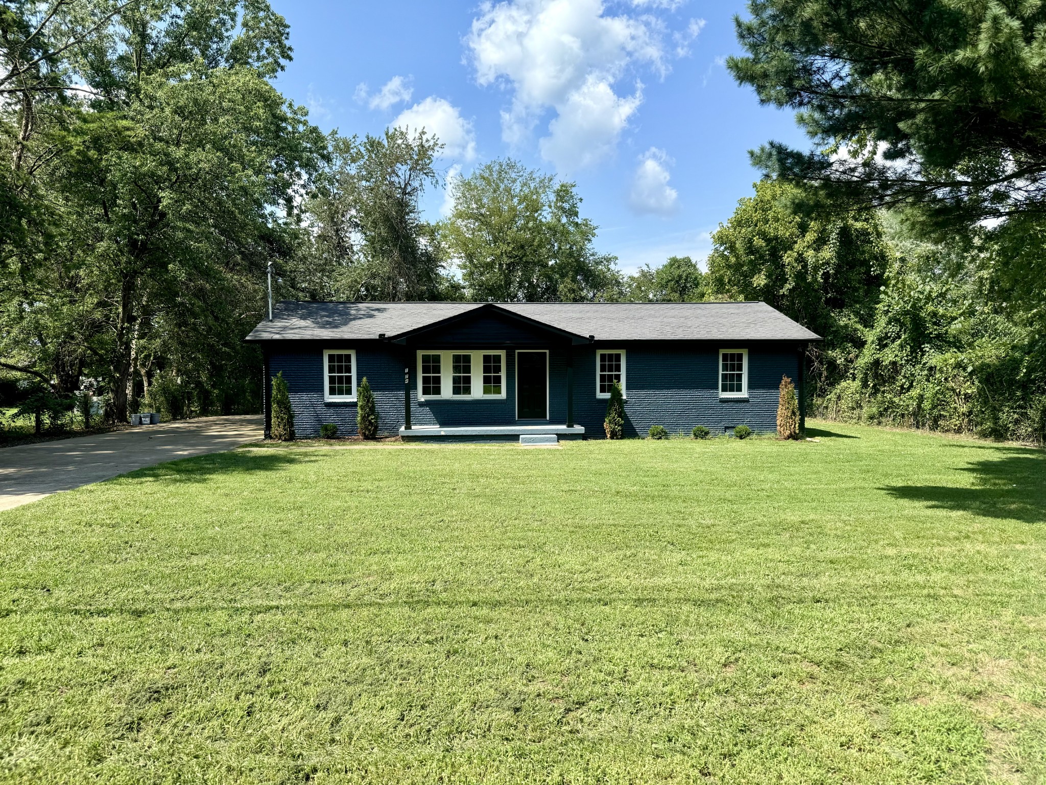 124 Napier Dr