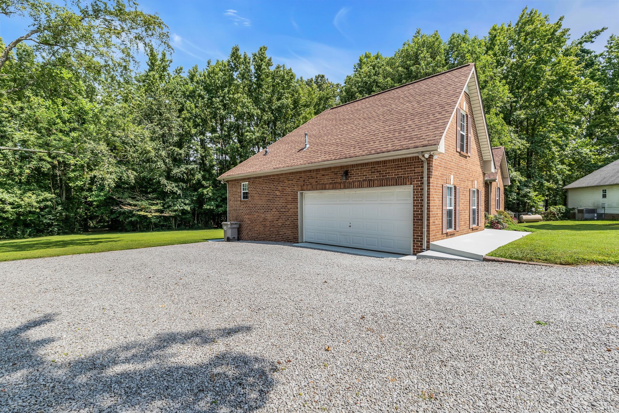 113 Creasy Ct