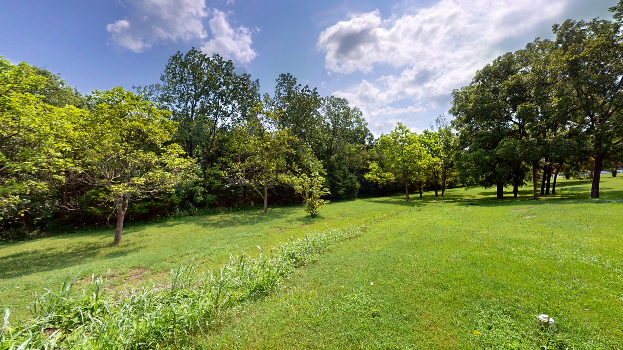 975 Old Lebanon Dirt Rd