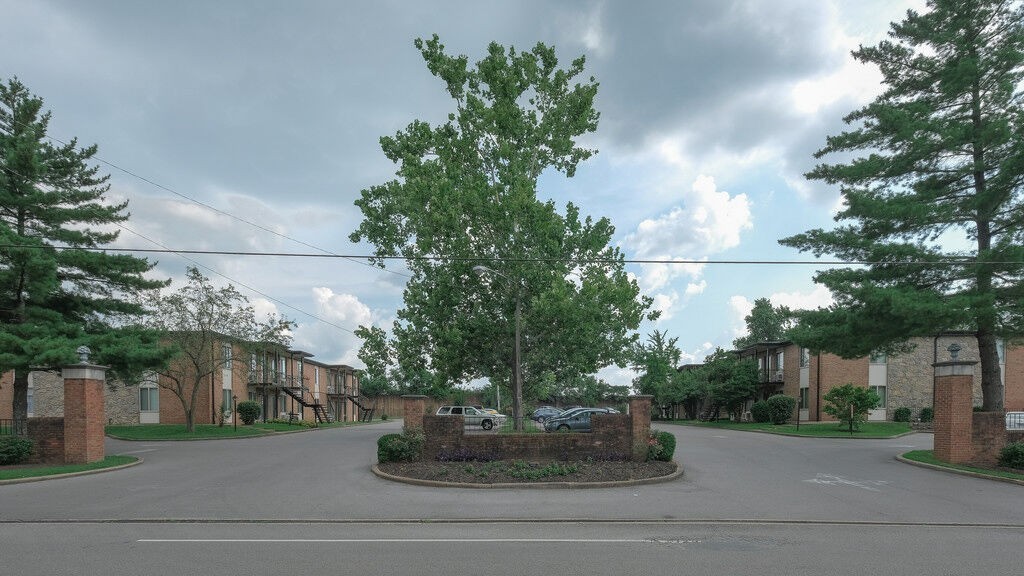 2601 Hillsboro Pike Unit: D16