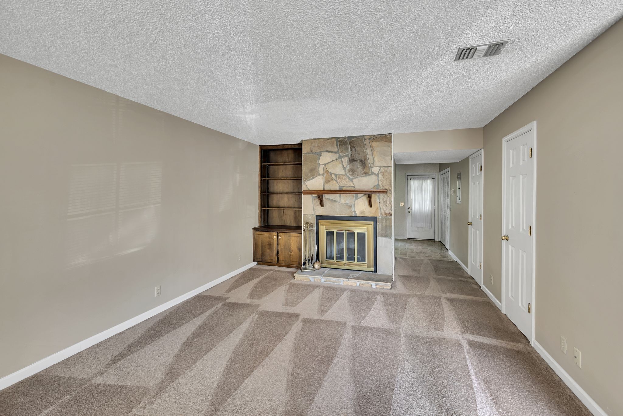 420 Thomas Jefferson Cir