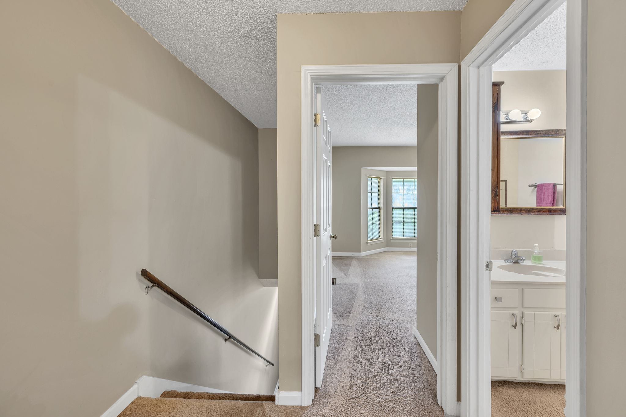 420 Thomas Jefferson Cir